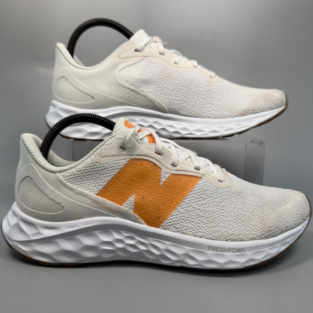 New Balance Fresh Foam Arishi V4 Womens 9.5 9 1/2 B Running Shoes White Orange